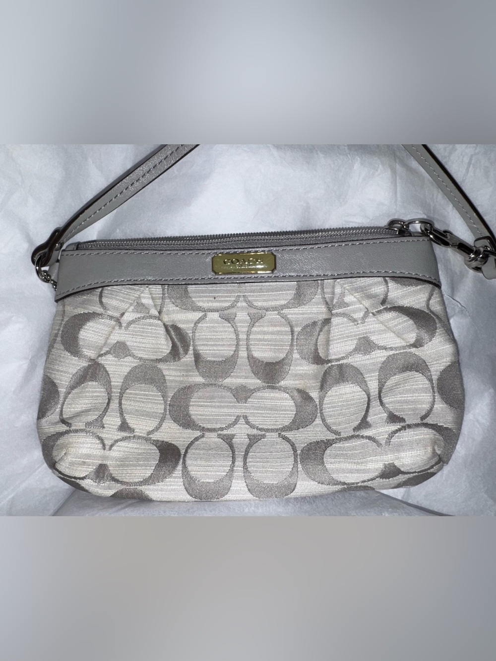 Coach Signature Wristlet — Light Gray Shantung w/ Pink lining